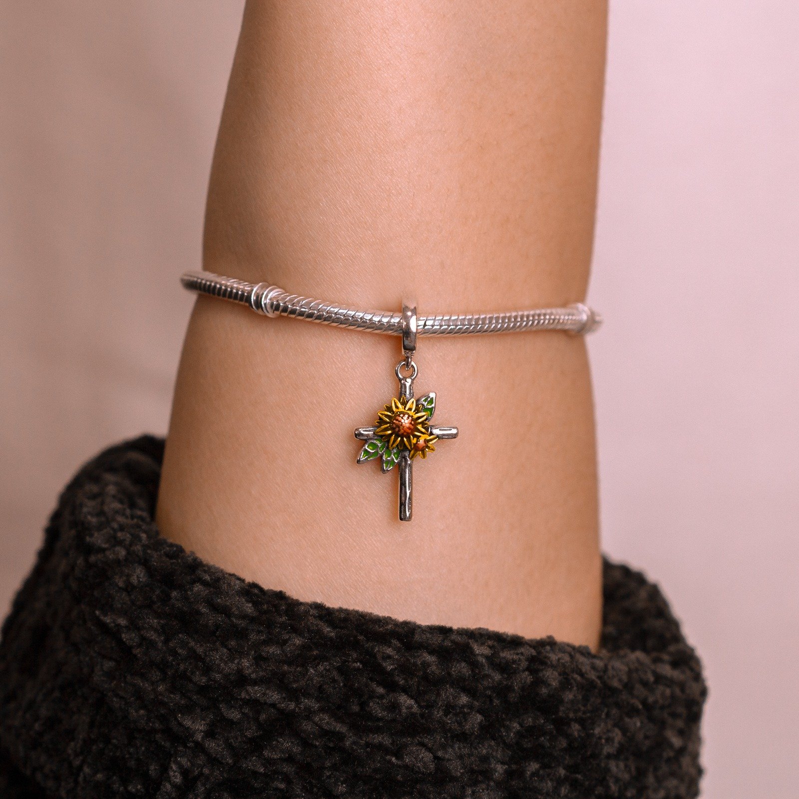 Berloque Girassol na Cruz - Imagem 2